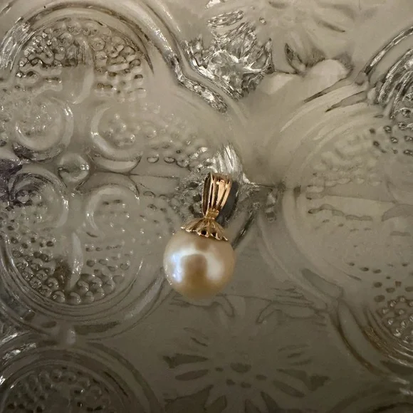 Vintage 14kt solid yellow gold and pearl pendant - Picture 3 of 5